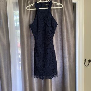 Blue floral patterned lace mini dress
